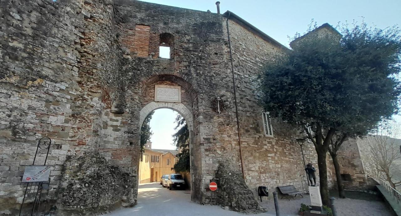 Ferienwohnung La Casa Dei Bersaglieri Perugia Exterior foto