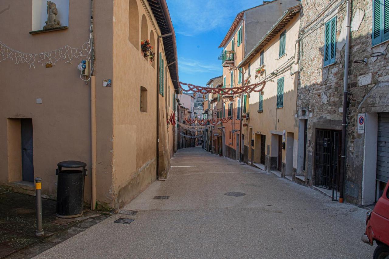 Ferienwohnung La Casa Dei Bersaglieri Perugia Exterior foto
